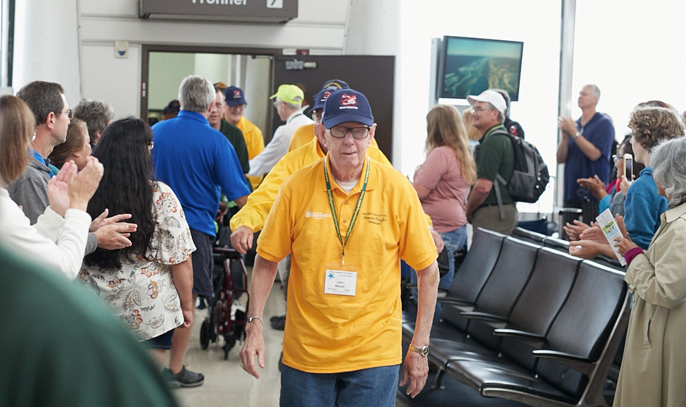hf33_16518.jpg