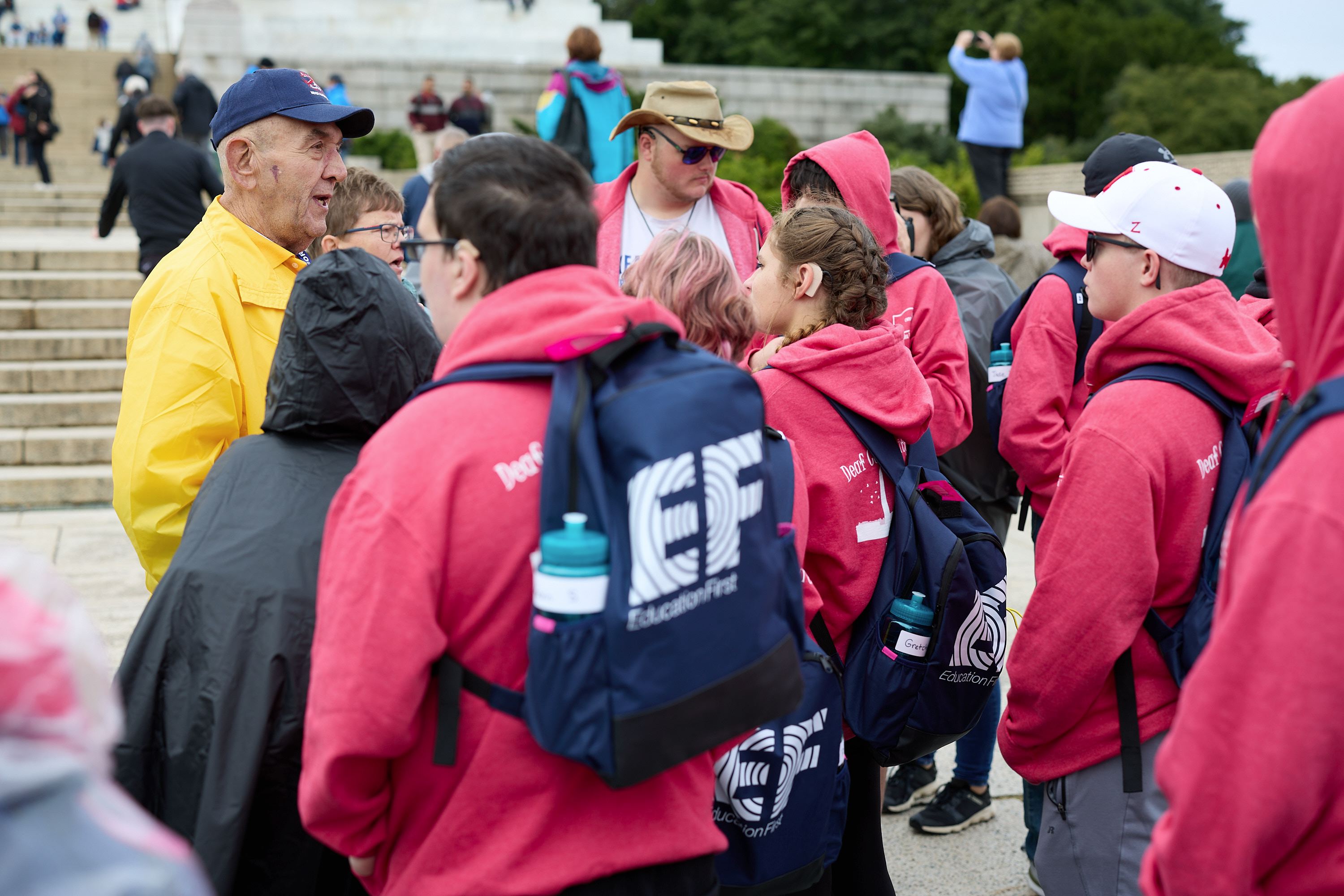 hf_42_49053.jpg